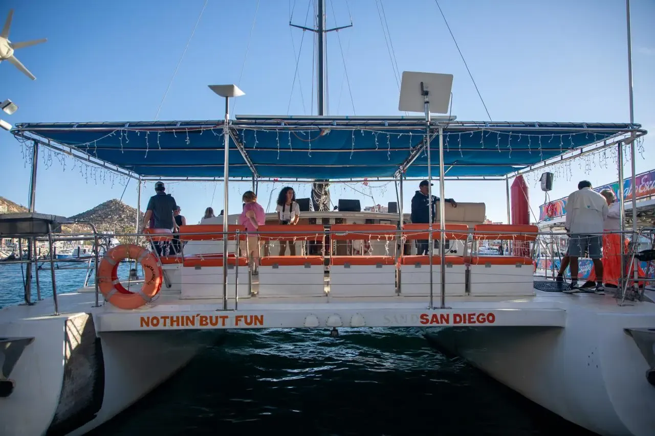 Detalle de 65 Ft Baja Blast Catamaran 3