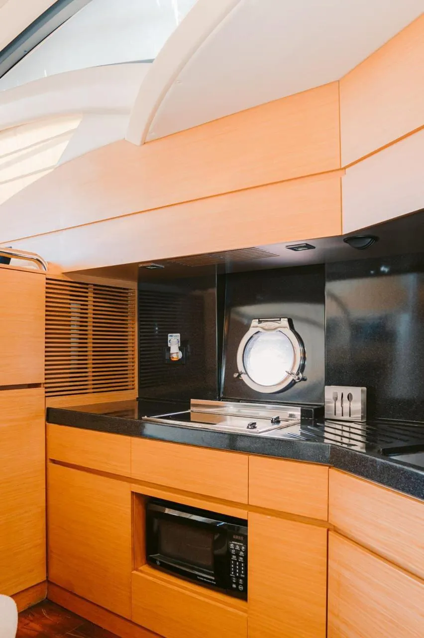Detalle de 43 Ft Solare 3